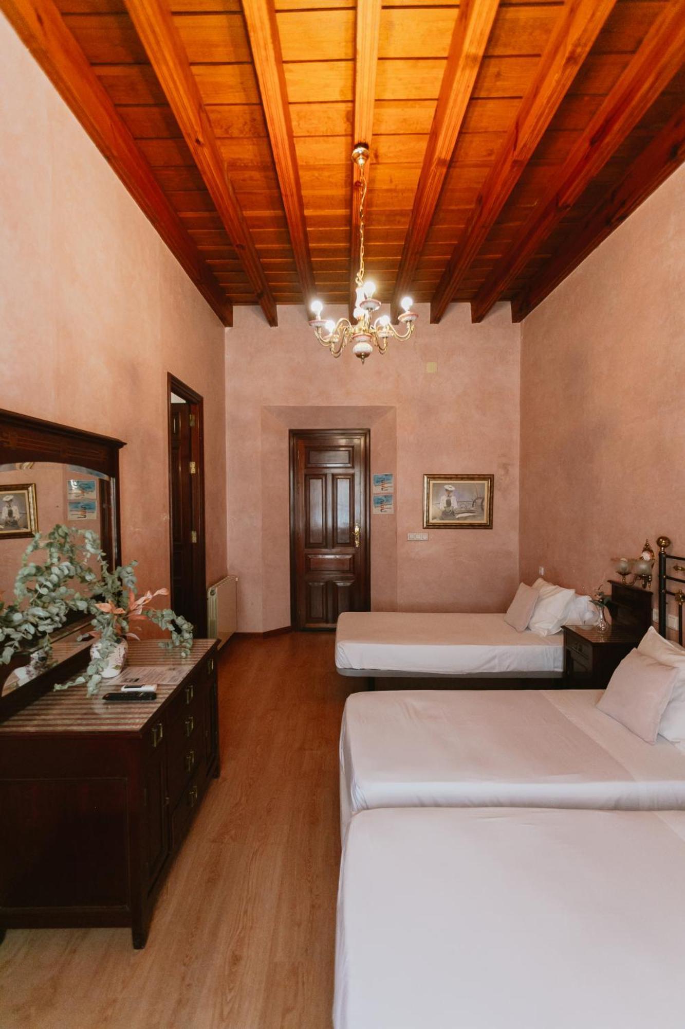 Komodo Casa Maravillas Rooms Séville Extérieur photo